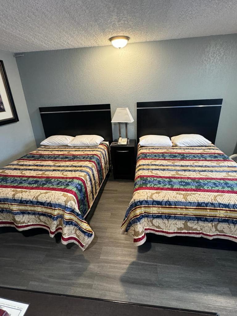Midtown Lodge Jacksonville Bagian luar foto