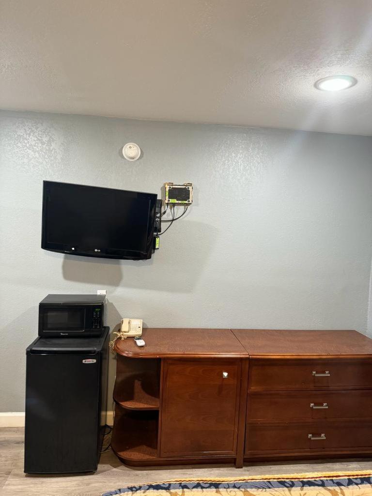 Midtown Lodge Jacksonville Bagian luar foto